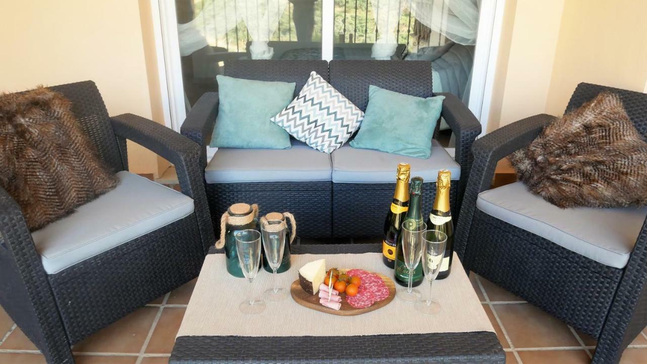 Appartement Hillside Suite ミハス エクステリア 写真