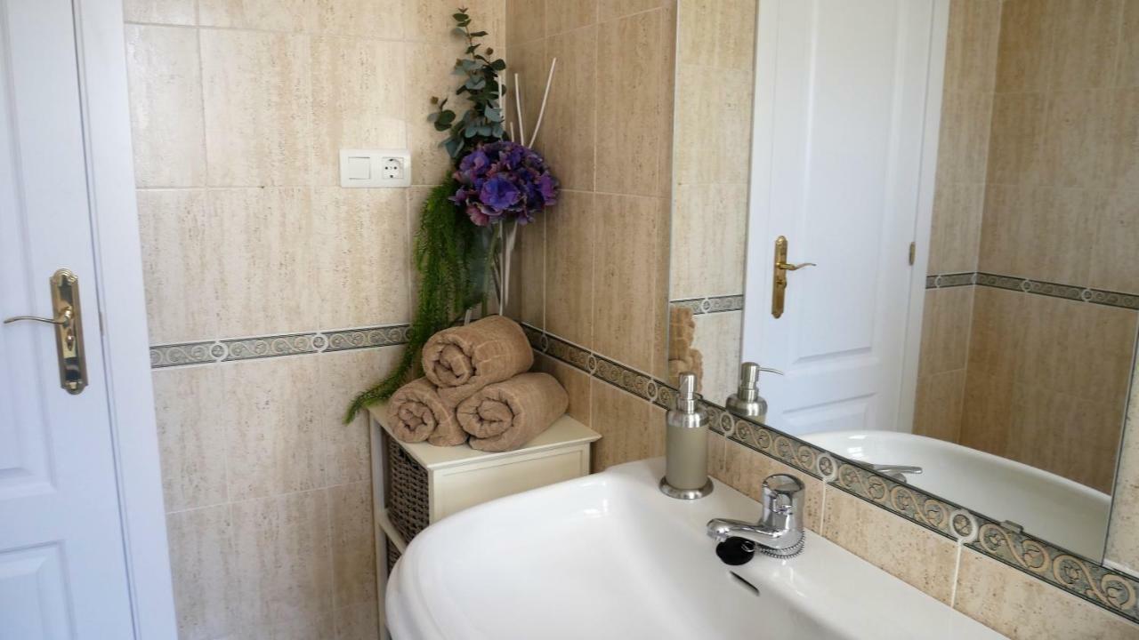 Appartement Hillside Suite ミハス エクステリア 写真